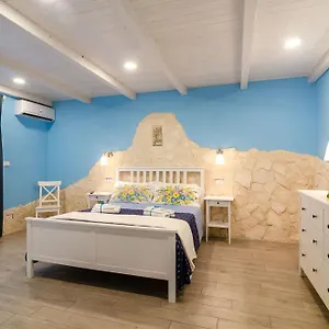 https://casa-della-perla.sicilyhotelsitaly.net