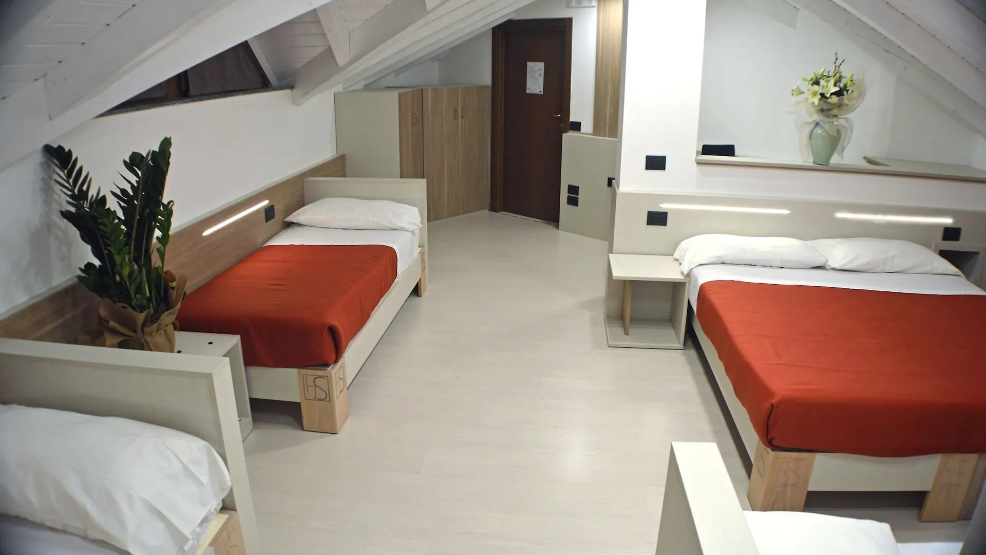 Sempione Hotel Malpensa Casorate Sempione 3*,