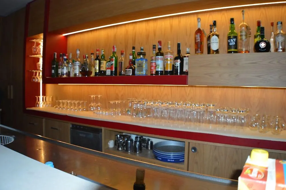Sempione Hotel Malpensa Casorate Sempione 3*,  İtalya