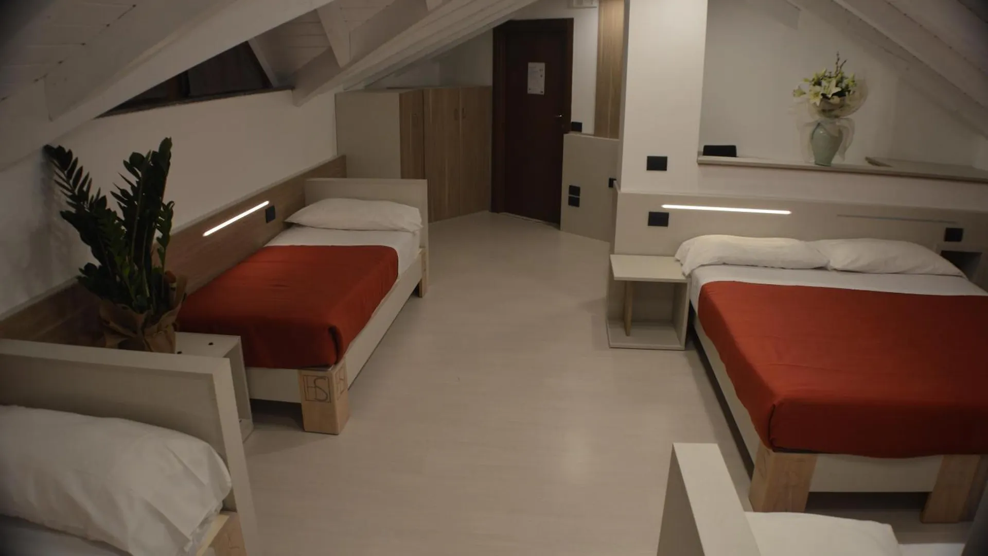 Sempione Hotel Malpensa Casorate Sempione İtalya