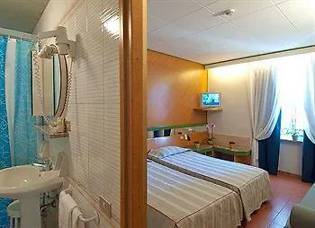 ***  Sempione Hotel Malpensa Casorate Sempione İtalya
